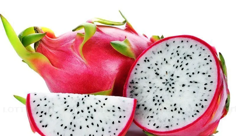 THANH LONG TRẮNG – ĐỒNG THÁP/LÂM ĐỒNG. Mùa vụ: Quanh năm Size: ≥ 350g/trái up Quy cách: 5kg/9kg /thùng Đặc điểm: ruột đỏ ngọt thanh. Brix: 12-14% Bảo quản: 2–5°C, 60 ngày Khả năng cung ứng: 10cont/tháng.